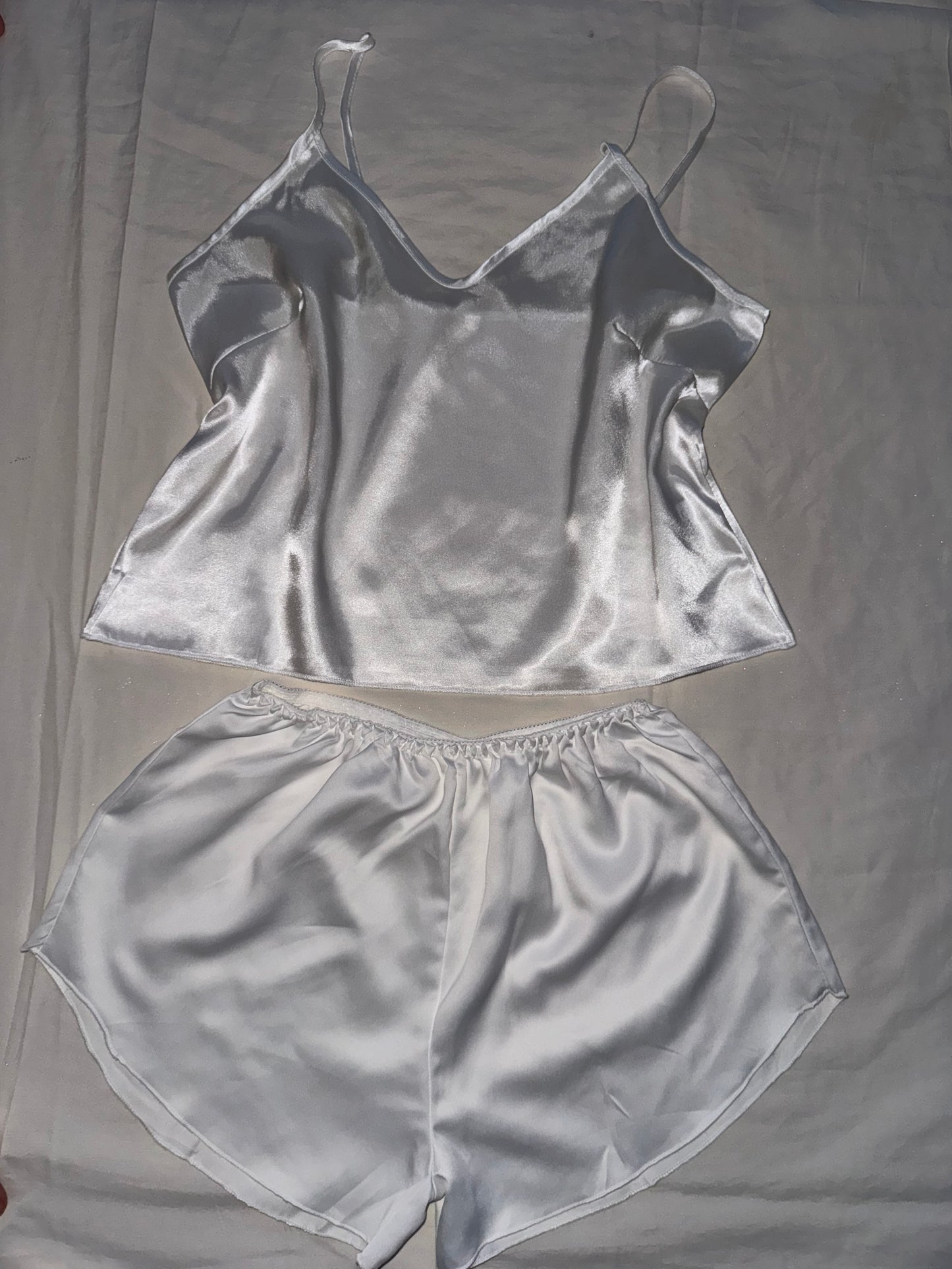 Pyjama bustier-short en satin 