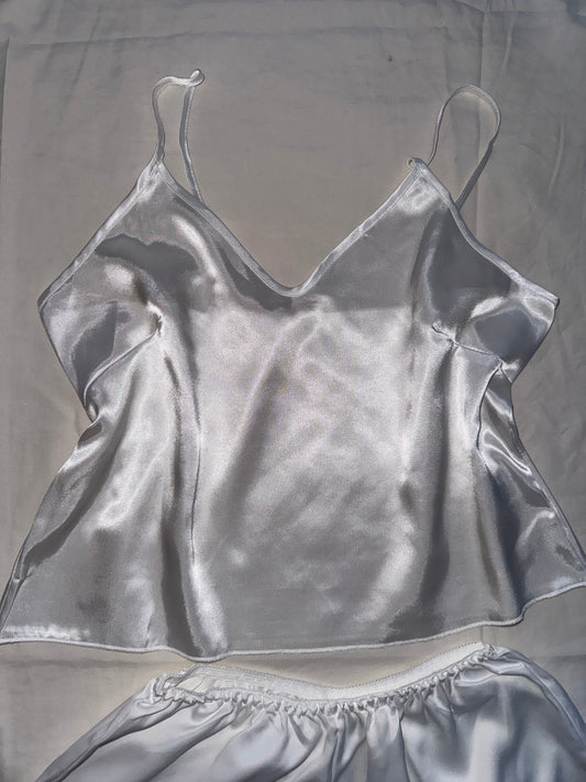 Pyjama bustier-short en satin ￼