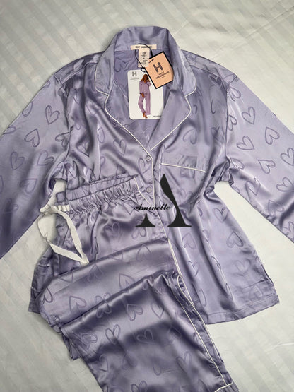 Pyjama manche longue boutonné en satin "H"